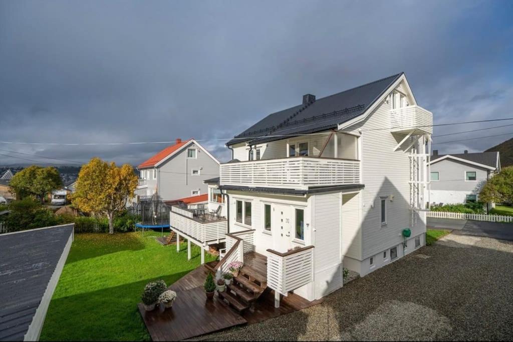 Tromso'S Best Location? City & Nature 5 Mins Away. 외부 사진